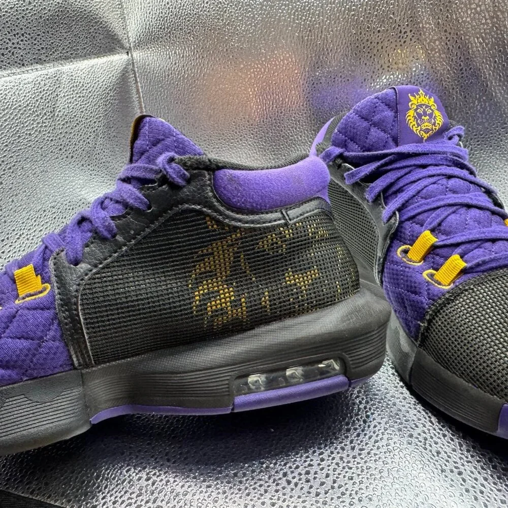 Size 9.5 Nike LeBron Witness 8 Lakers Purple Mens‎ Basketball Shoes FB2239-001